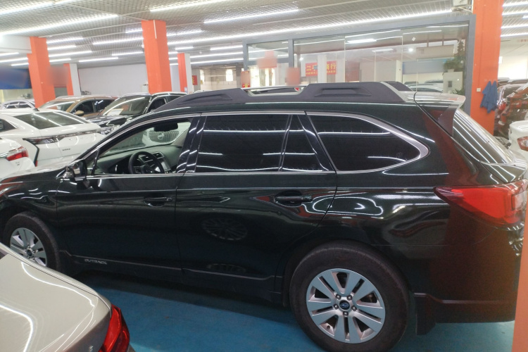 斯巴鲁 傲虎 2016款 2.5i 豪华导航版车身外观4