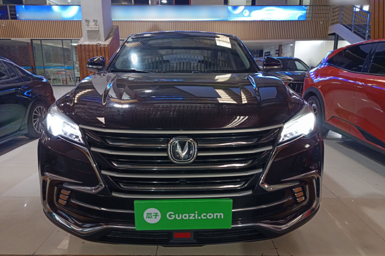 长安CS85 COUPE 2019款 1.5T DCT型版 国VI车身外观2