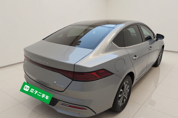 比亚迪 秦PLUS 2023款 冠军版 DM-i 55KM领先型车身外观7