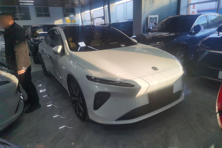 蔚来ET7 2023款 100kWh车身外观6002