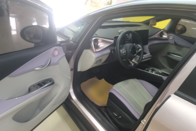 比亚迪 海豚 2021款 401km 骑士版中控内饰7003