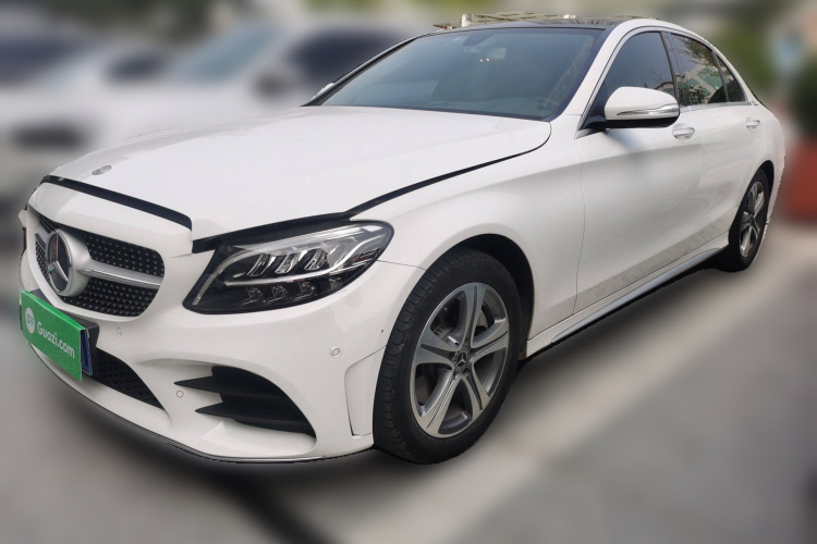 奔驰C级 2019款 改款 C 260 L 运动版车身外观1