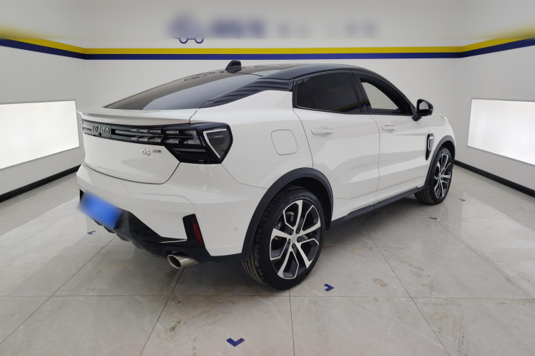 领克05 2020款 2.0TD 四驱劲Halo车身外观7