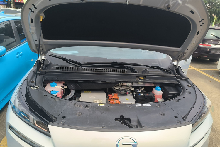 埃安 AION V 2021款 Plus 70 智领版 磷酸铁锂机舱底盘24