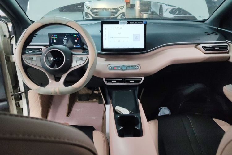 比亚迪 海鸥 2025款 305km 活力版中控内饰12