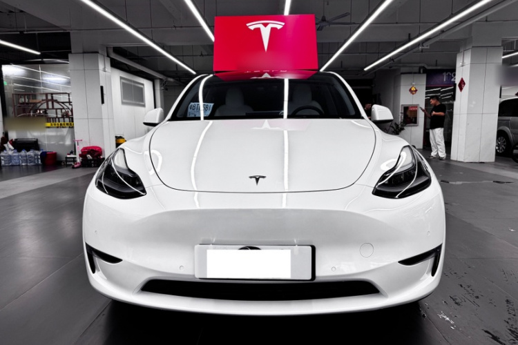 特斯拉 Model Y 2022款 长续航全轮驱动版车身外观6005