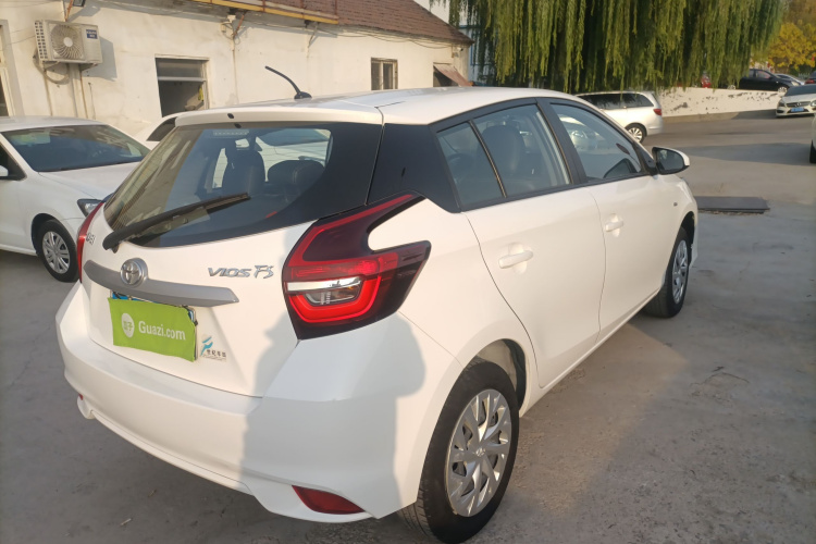 丰田 威驰FS 2021款 1.5L CVT锋驰版车身外观7