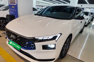 福特 蒙迪欧 2025款 2.0T EcoBoost 豪华型