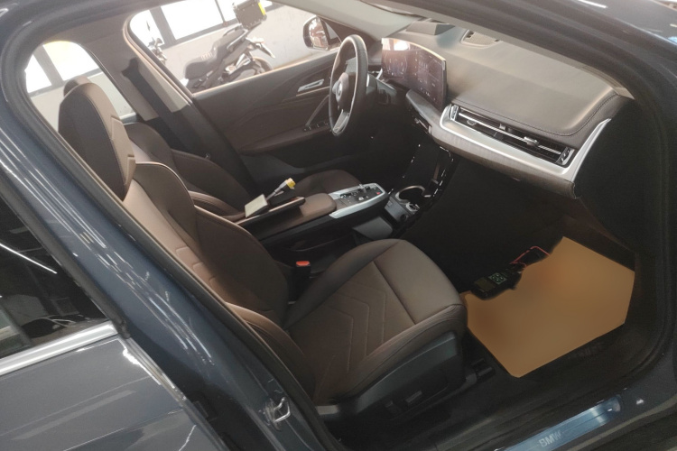 宝马X1 2023款 xDrive25Li X设计套装局部细节41