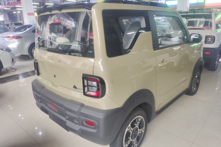 吉利银河 2025款 210km 熊猫骑士车身外观7