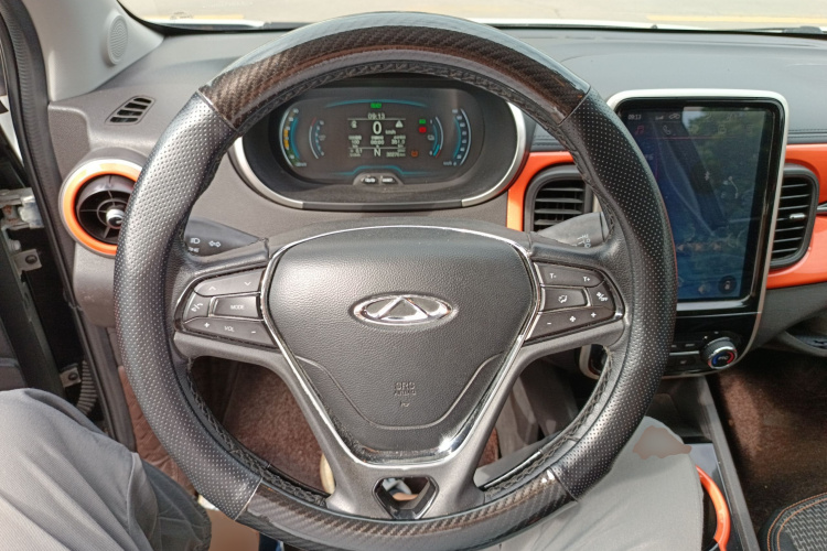 奇瑞 小蚂蚁 2019款 4座智享版 30.6kWh中控内饰13