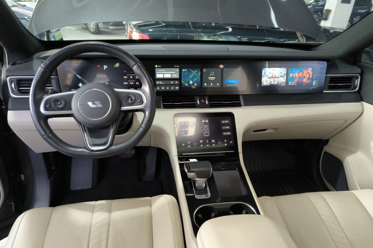 理想汽车 理想ONE 2020款 增程6座版中控内饰12