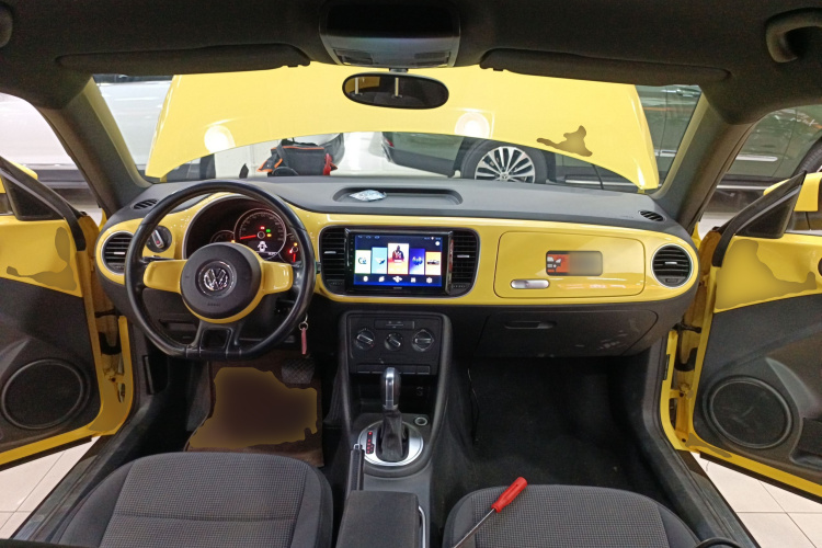 大众 甲壳虫 2015款 180TSI中控内饰12