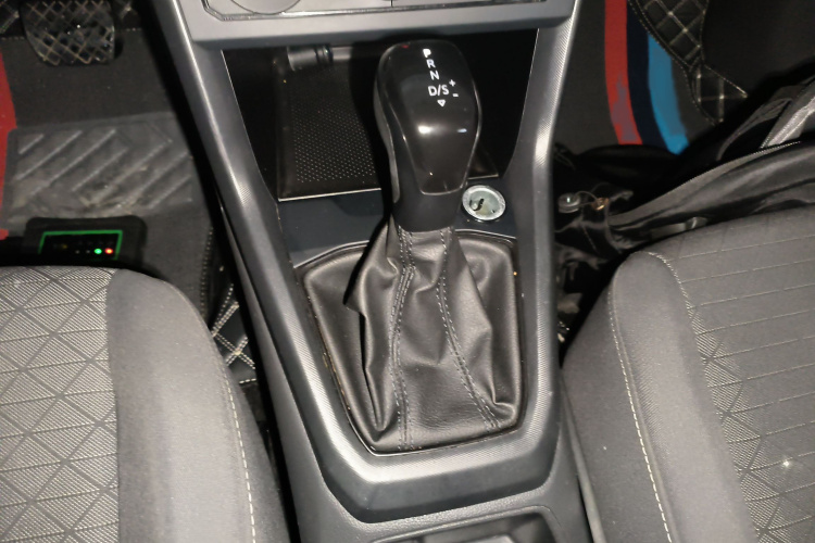 大众 途铠 2023款 1.5L 自动风尚版局部细节18