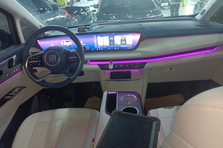 别克GL8新能源 2024款  陆尊 奢享版 7座中控内饰12