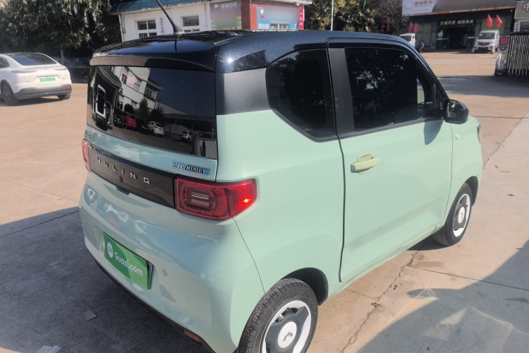 五菱汽车 宏光MINIEV 2022款 悦享款 磷酸铁锂车身外观7