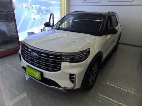 福特 探险者 2023款 EcoBoost 285 四驱钛金版 6座