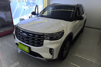福特 探险者 2023款 EcoBoost 285 四驱钛金版 6座