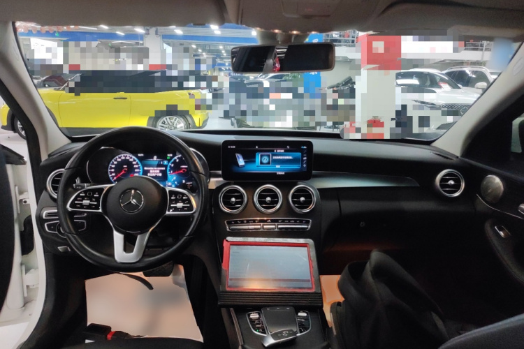 奔驰C级(进口) 2020款 C 200 旅行轿车中控内饰12