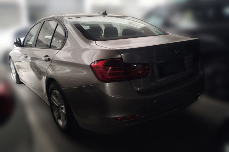 宝马3系 2014款 320i 时尚型车身外观6003