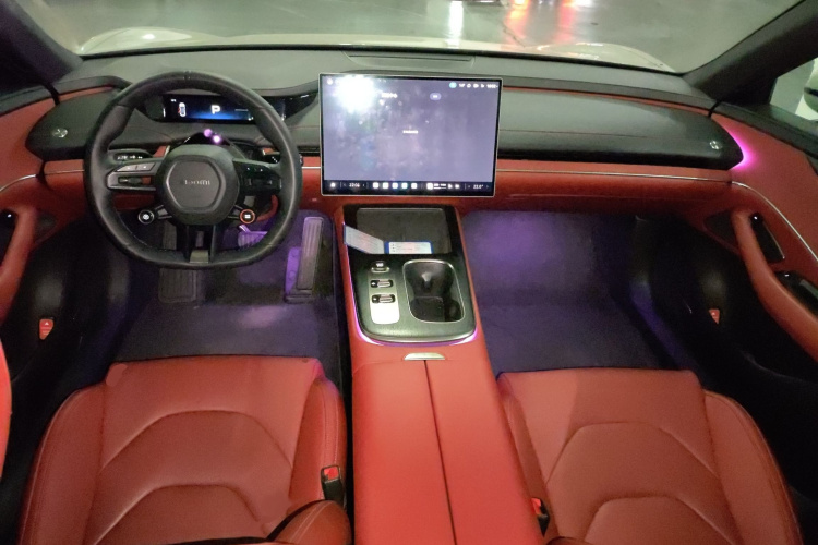 小米汽车 小米SU7 2024款 后驱长续航智驾版中控内饰7002