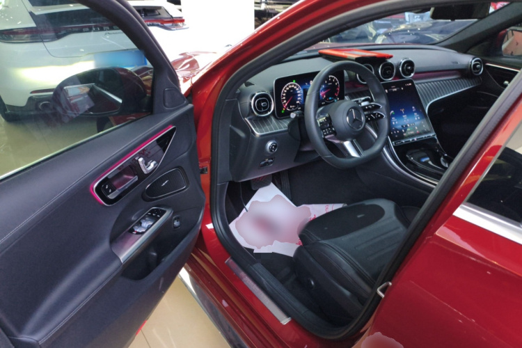 奔驰C级 2022款 改款 C 200 L 运动版中控内饰7003