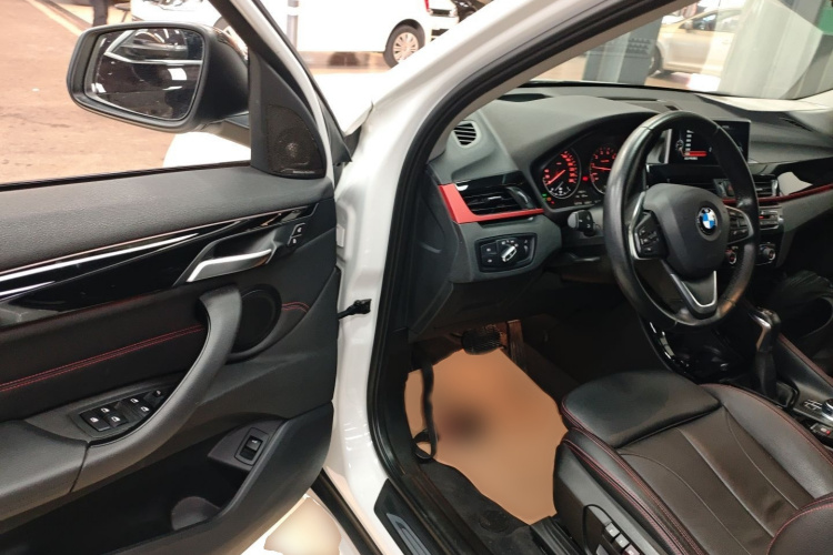 宝马X1 2016款 xDrive20Li 豪华型中控内饰7003