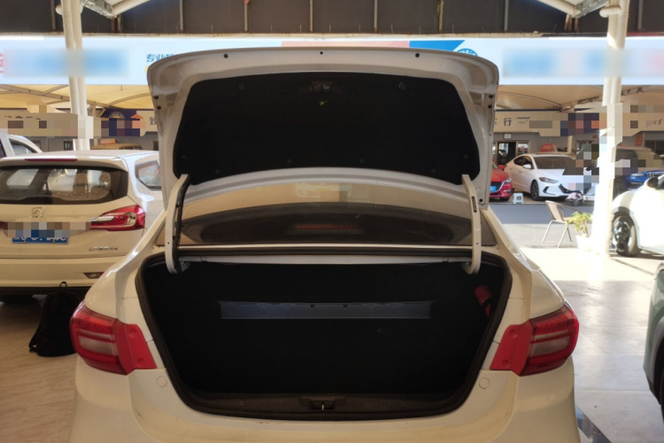 东风风行 风行S50EV 2021款 网约版机舱底盘23