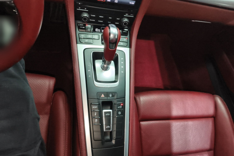 保时捷718 2018款 Boxster 2.0T局部细节18