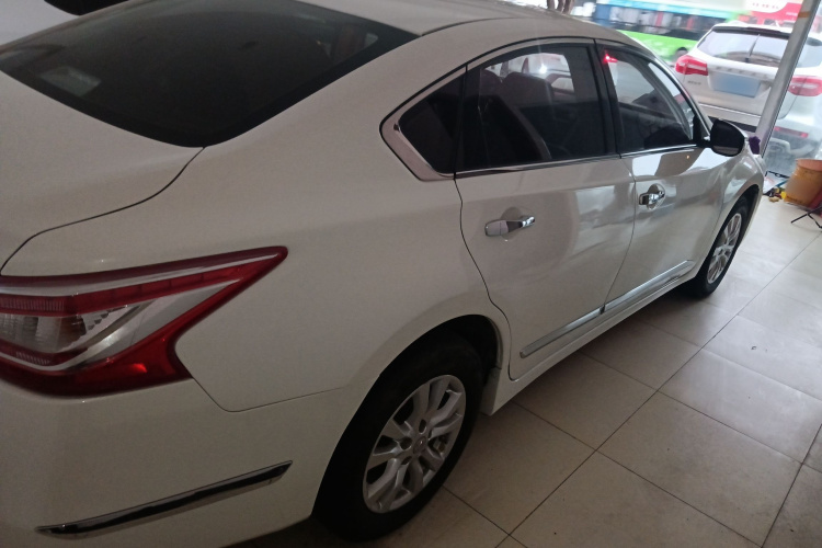 日产 天籁 2013款 2.0L XL舒适版车身外观6005