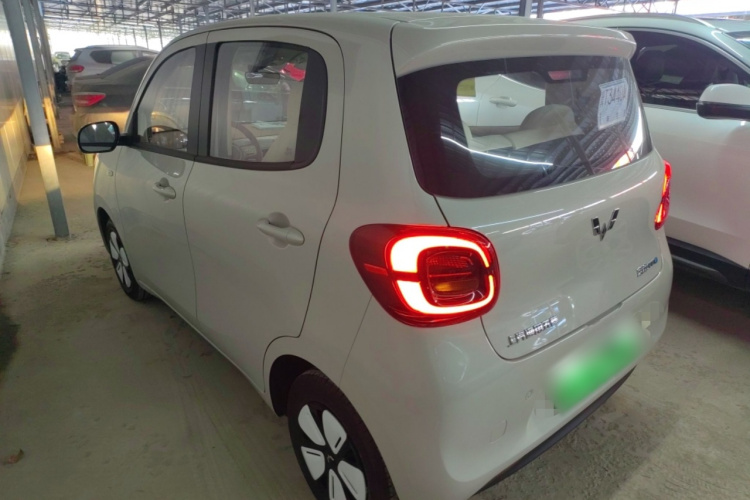 五菱汽车 宏光MINIEV 2025款 四门版 进阶款车身外观4