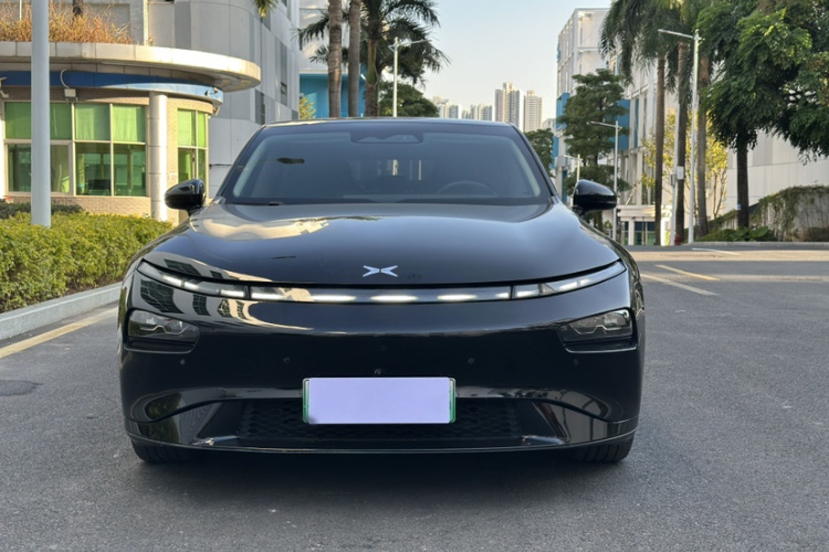 小鹏P7 2022款 480N+车身外观6007