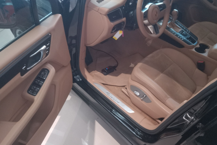 保时捷 2014款 Macan 2.0T中控内饰20