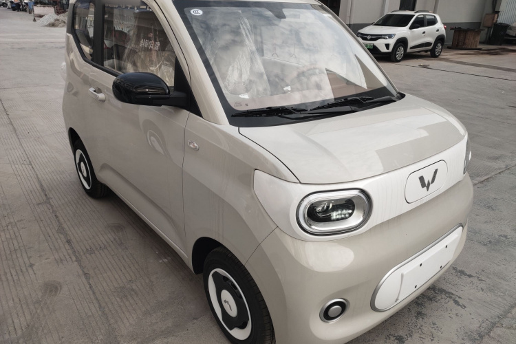 五菱汽车 宏光MINIEV 2024款 第三代 215km 青春版车身外观3