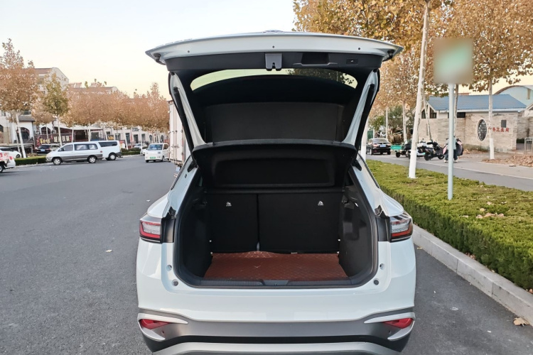 大众 ID.4 X 2023款 升级款 纯净智享版机舱底盘23