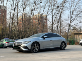 奔驰EQE 2022款 350 豪华版