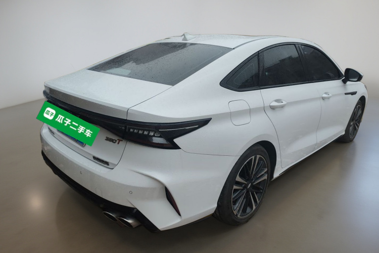 奇瑞 艾瑞泽8 2023款 高能版 2.0T DCT驰车身外观7