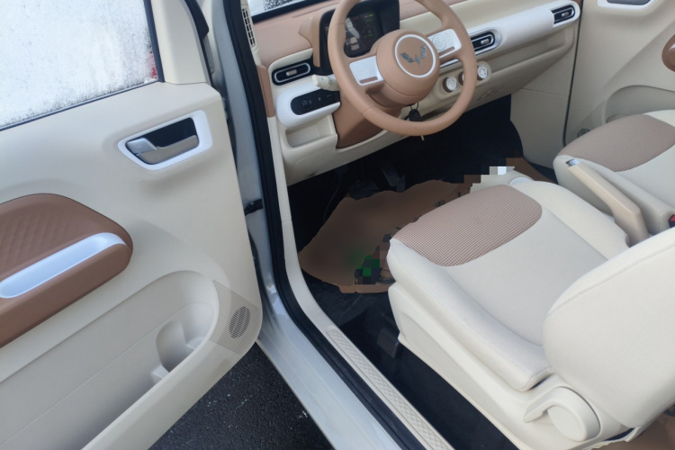 五菱汽车 宏光MINIEV 2024款 第三代 215km 青春版中控内饰20