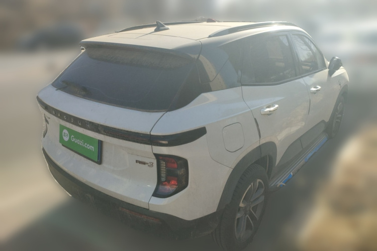 宝骏RS-3 2020款 1.5T CVT智能尊贵型车身外观7