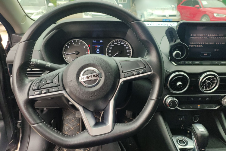 日产 轩逸 2020款 1.6L XL CVT悦享版中控内饰12