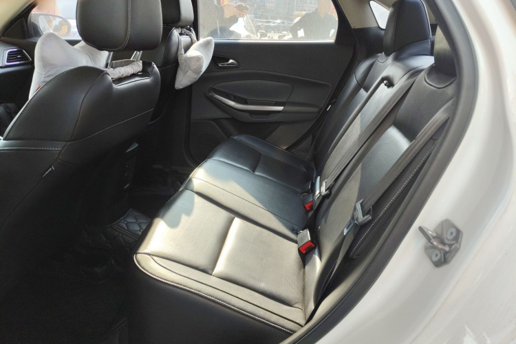 福特 福睿斯 2015款 1.5L 自动时尚型中控内饰21