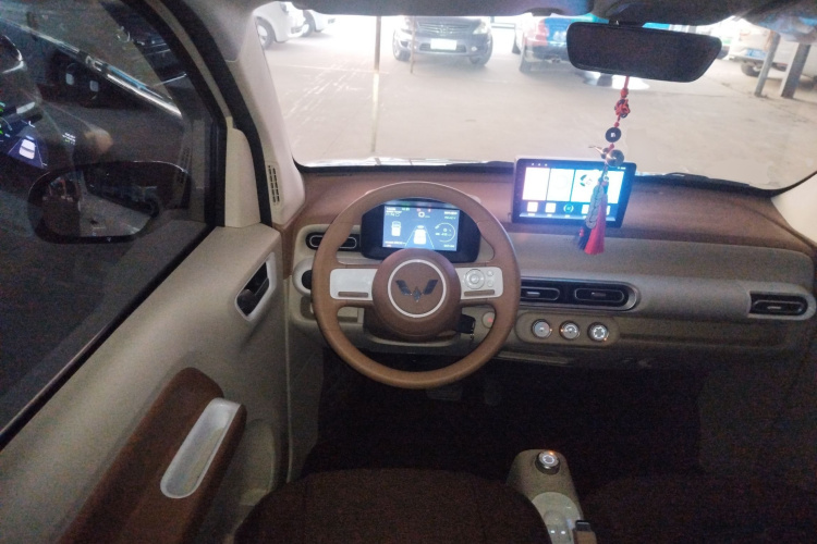 五菱汽车 宏光MINIEV 2024款 第三代 215km 青春版中控内饰13