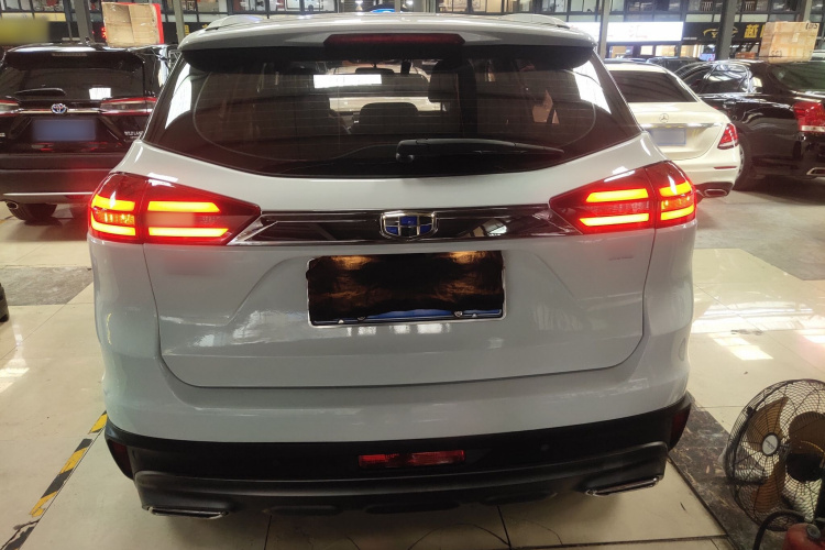 吉利汽车 博越 2018款 1.8TD 自动两驱智联型4G互联版车身外观6