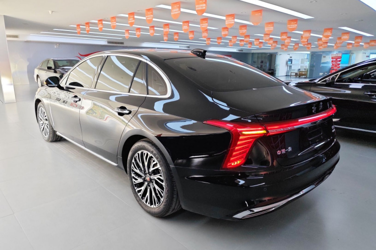 红旗H5 2024款 2.0T 自动智联旗畅版车身外观6003