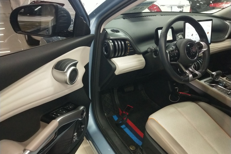 比亚迪 元PLUS 2023款 冠军版 510KM 超越型中控内饰20