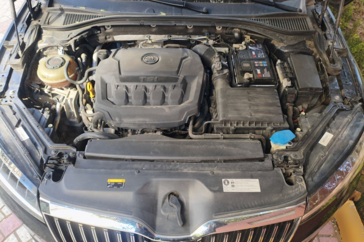 斯柯达 速派 2019款 改款 TSI330 DSG舒适版局部细节24