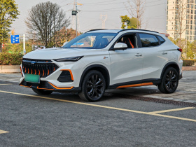 长安欧尚X5 2022款 运动版 1.5T DCT飓风音速