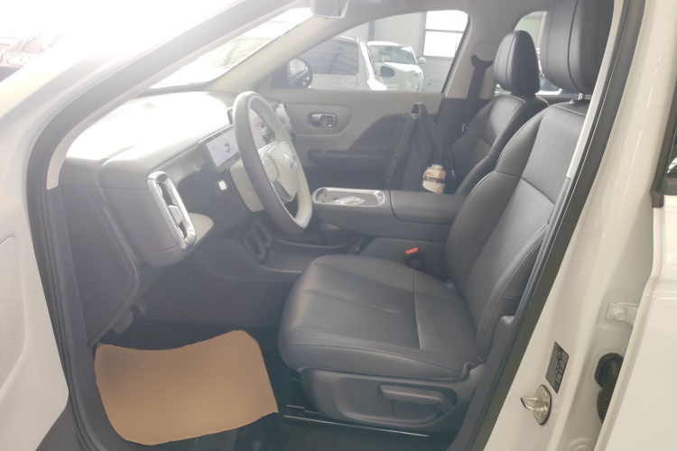 零跑汽车 零跑B10 2025款 510舒享版中控内饰19