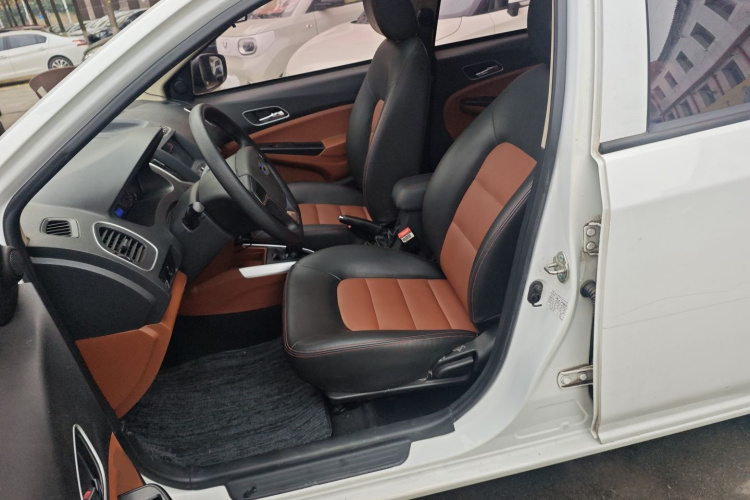 吉利汽车 金刚 2016款 1.5L 手动精英型局部细节19