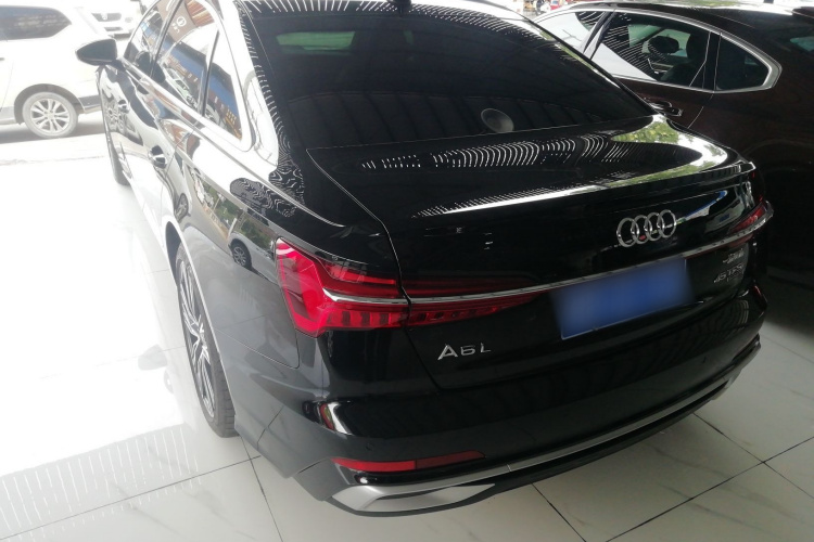 奥迪A6L 2024款 45 TFSI quattro 臻选动感型车身外观6003